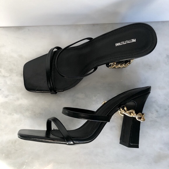 NWOT! PLT -Black strap blocked Heel Gold Chain Hardware Sandals - Picture 6 of 6